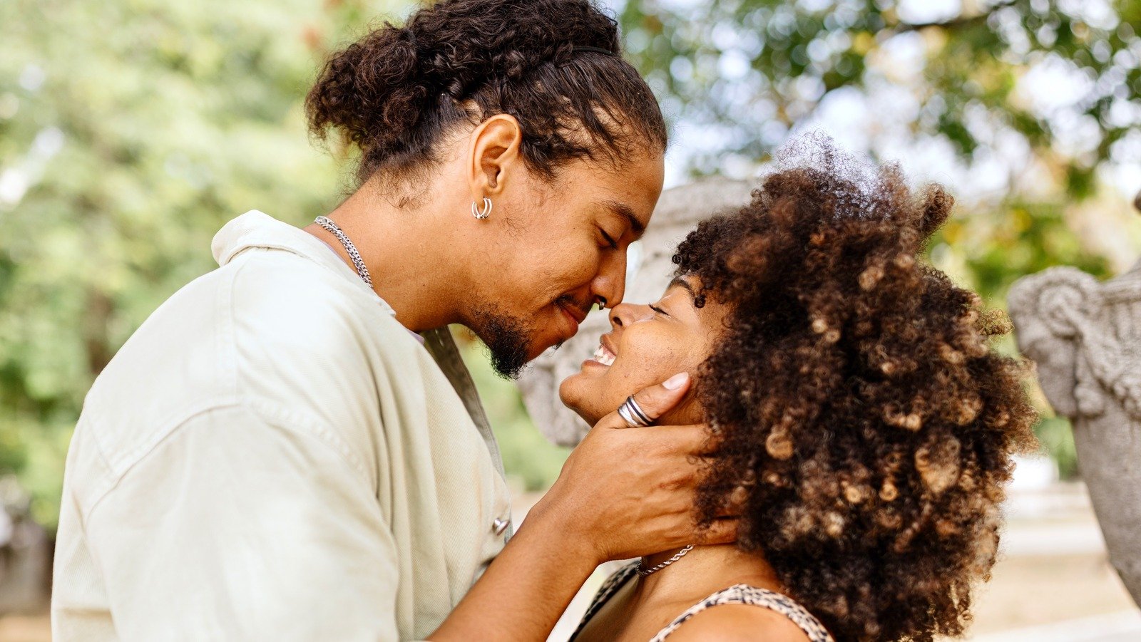Being In Love Has An Unexpected Effect On Your Memory - Health Digest